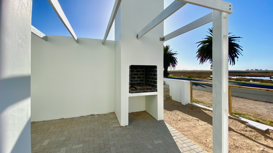 2 Bedroom Property for Sale in Velddrif Western Cape